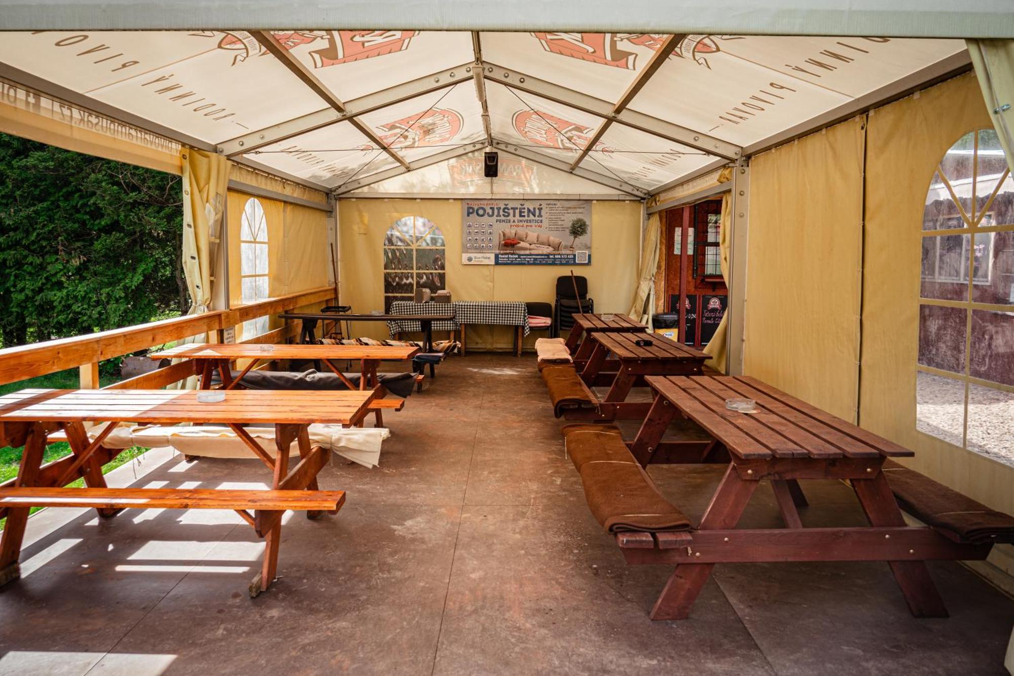 Karavan 3 V Arealu Koupaliste Bystre V Orlickych Horach Exterior foto